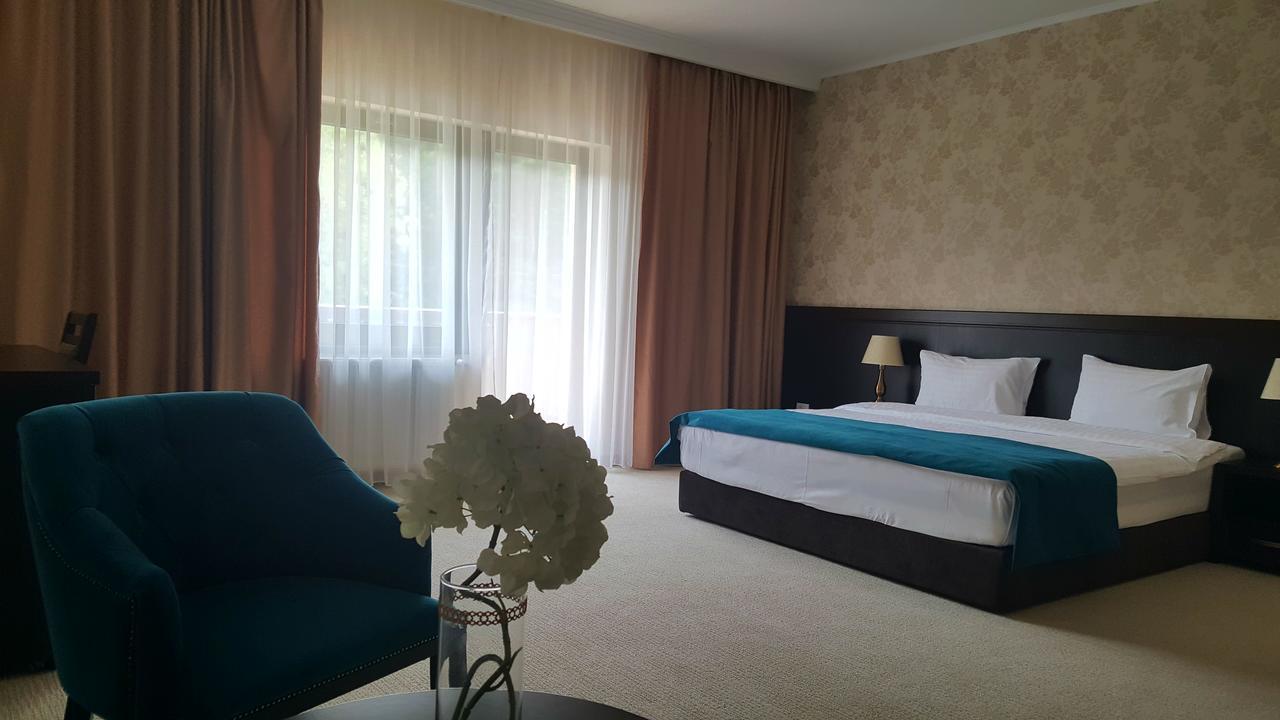 Flori De Mar Hotel Poiana Mărului Exterior foto